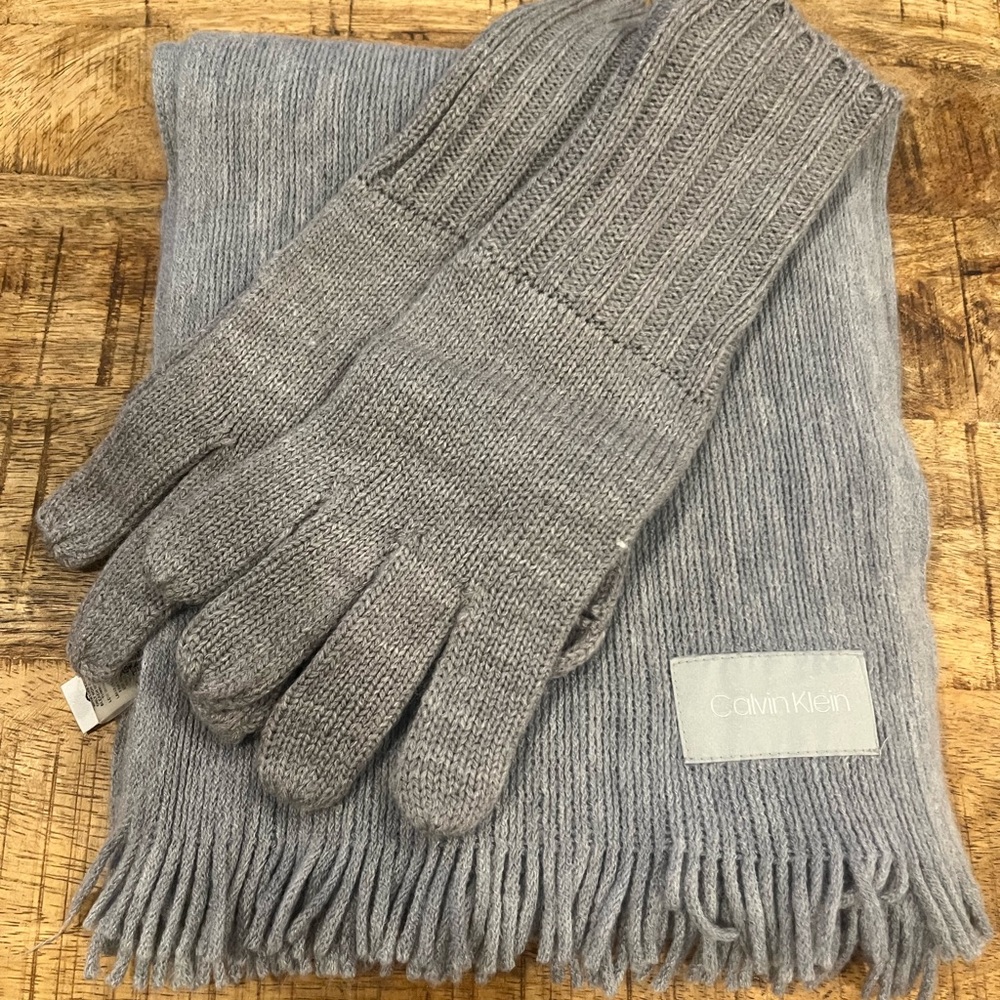 Calvin Klein Charcoal Knit Scarf and Gloves